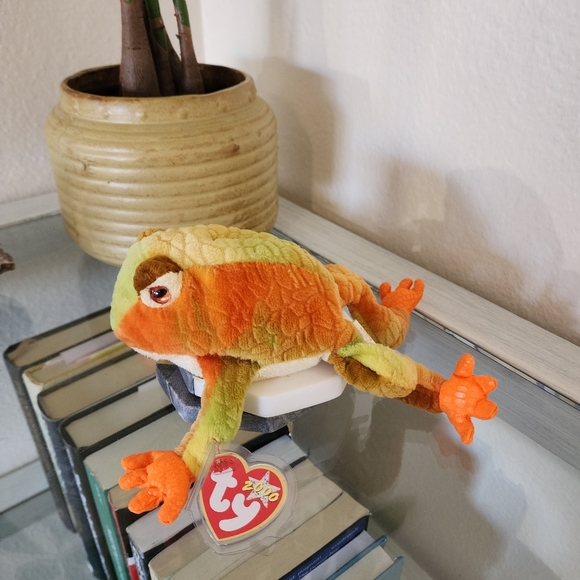 TY Beanie Prince the frog - Picture 2 of 2